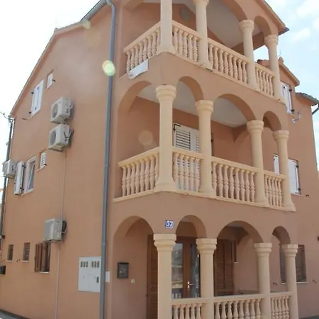 Appartement Mali Nandi Vodice